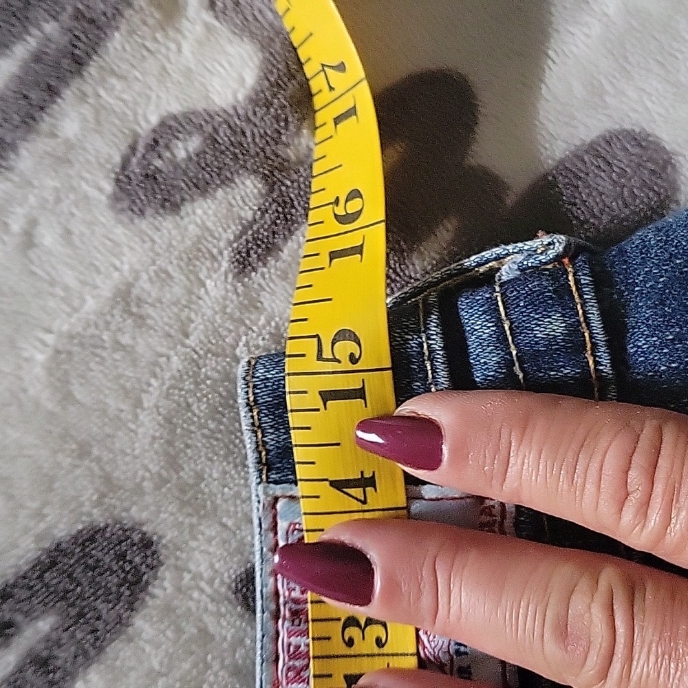 True Religion jean - Picture 6 of 9